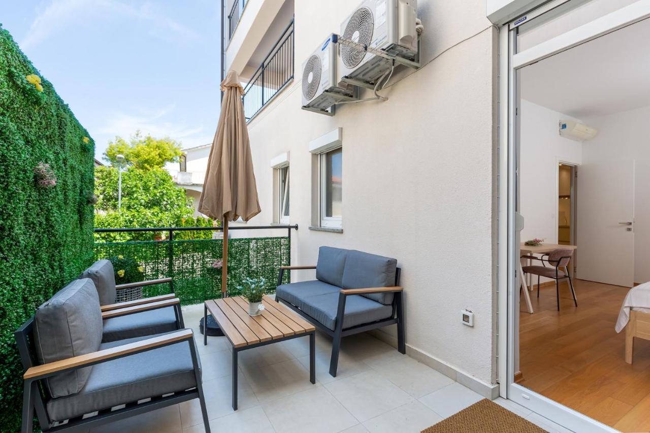 Stylish Apartment Mediterraneo Пореч Экстерьер фото